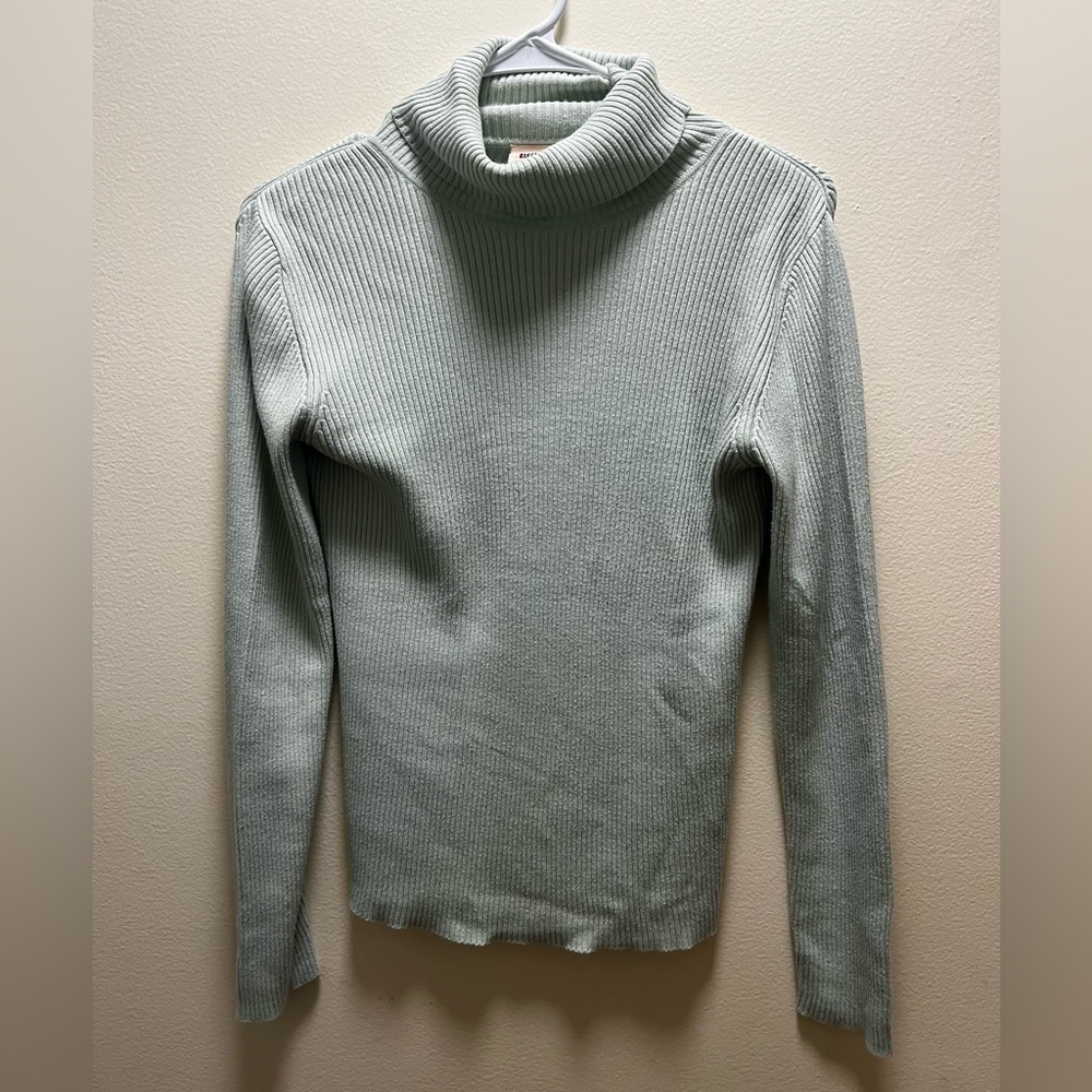 Vintage Faded Glory Turtle Neck